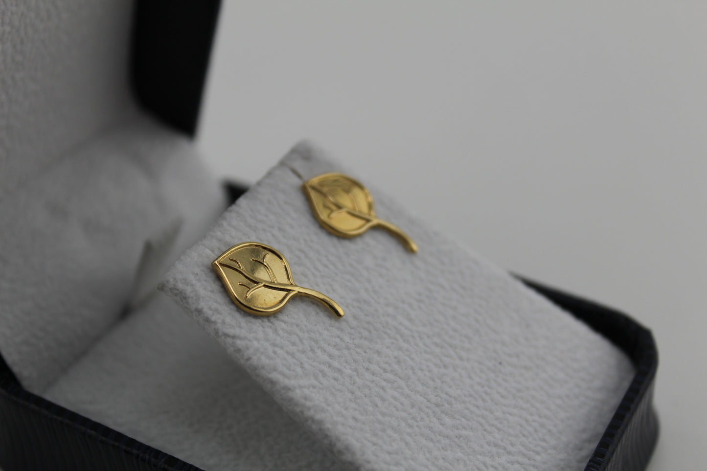 Aspen Leaf Earrings - 18K Gold
