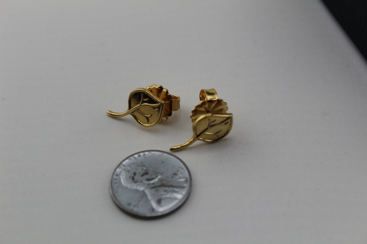 Aspen Leaf Earrings - 18K Gold