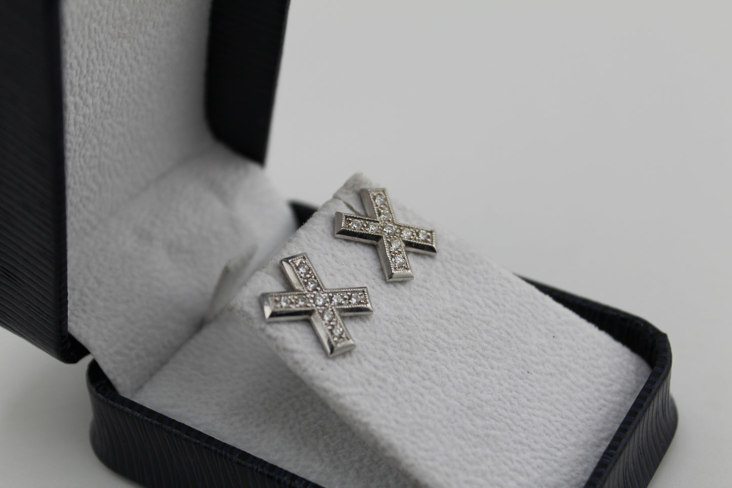 Diamond “X” Motif Earrings – White Gold/Platinum
